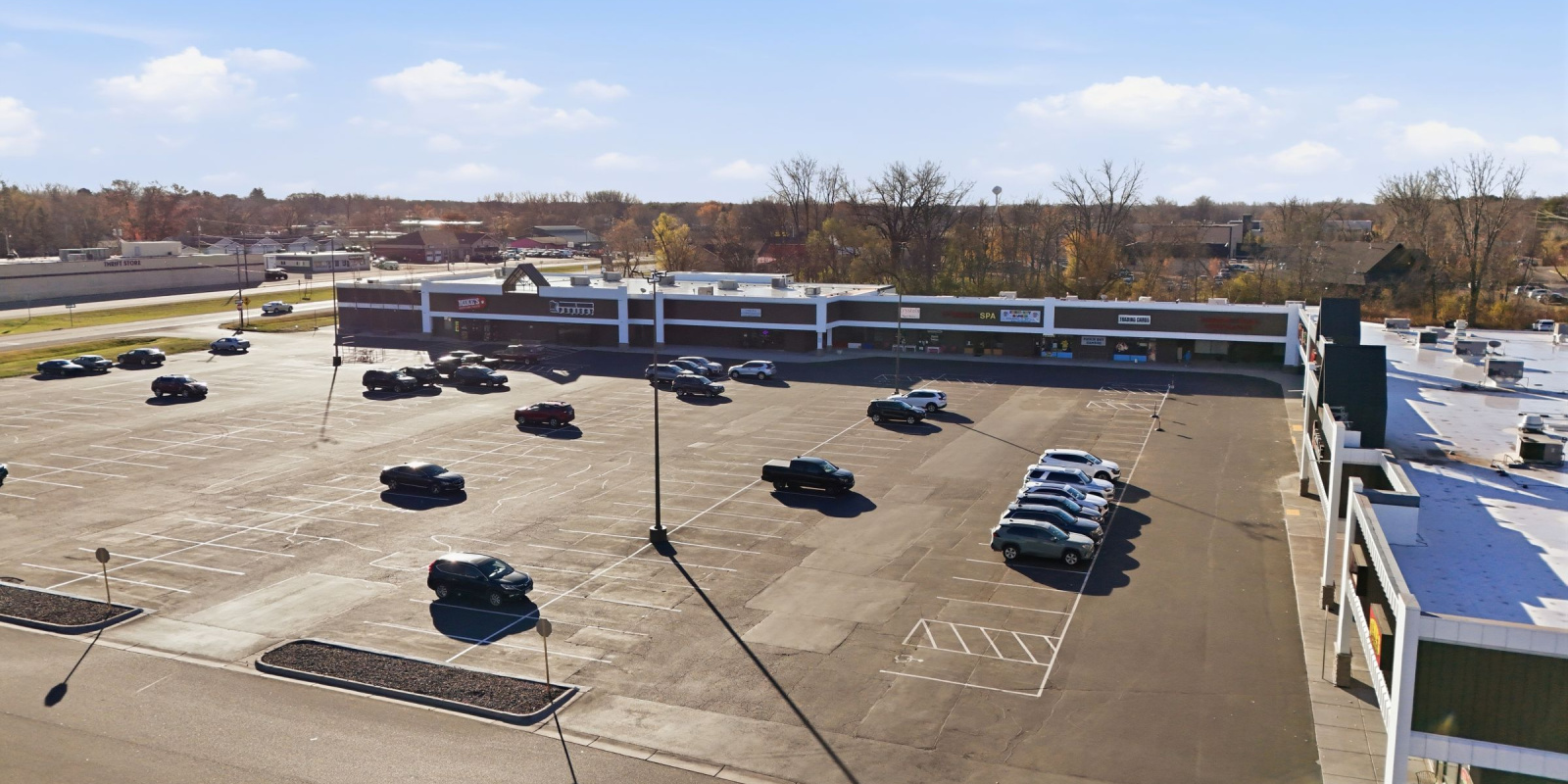 Lake Shoppes Shopping Center, retail space for lease, Forest Lake commercial lease, high traffic retail Forest Lake, Minnesota retail property, shopping center space for rent
