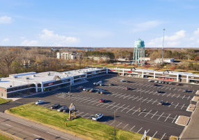 Lake Shoppes Shopping Center, retail space for lease, Forest Lake commercial lease, high traffic retail Forest Lake, Minnesota retail property, shopping center space for rent

